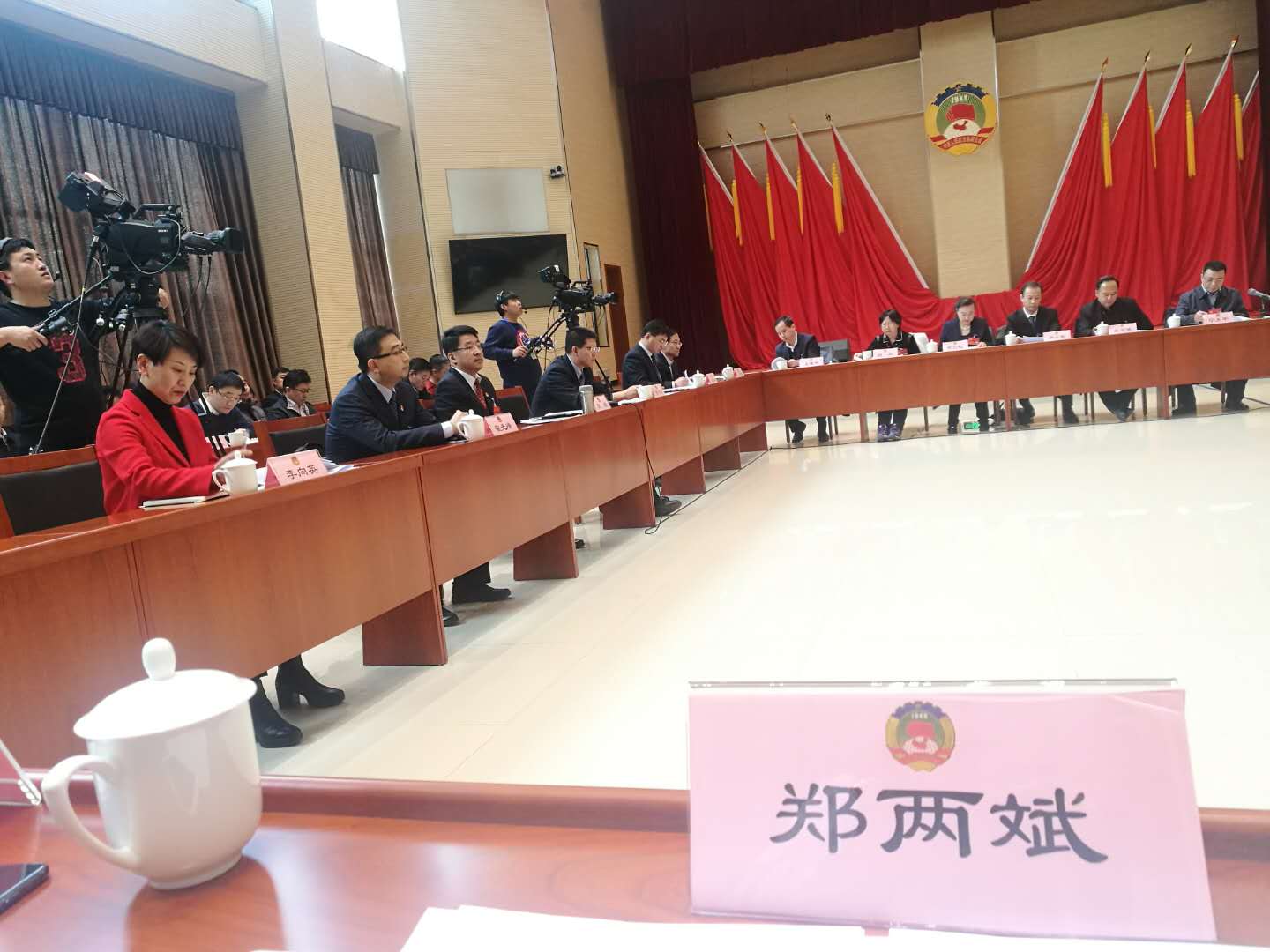 順義區(qū)政協(xié)常委、仟億達(dá)集團(tuán)董事長(zhǎng)鄭兩斌受邀參加政協(xié)北京市順義區(qū)第五屆委員會(huì)次會(huì)議召開協(xié)商議政座談會(huì)
